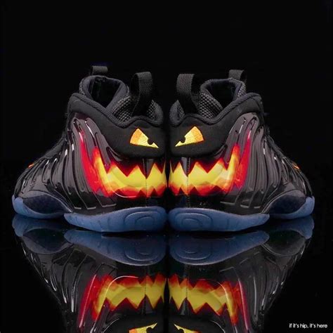 halloween sneakers Nike